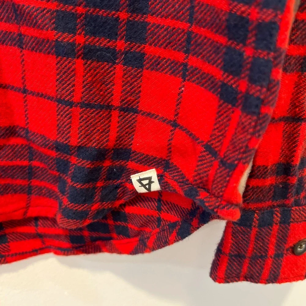 LIV Outdoor Red Plaid Flannel Button Down Shirt‎ Kids 10/12 NWT